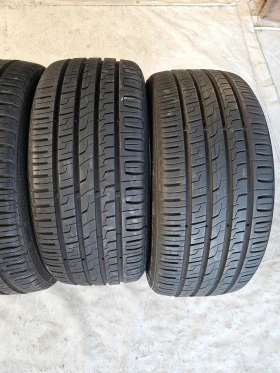 Гуми Летни 215/40R17, снимка 2 - Гуми и джанти - 47943184