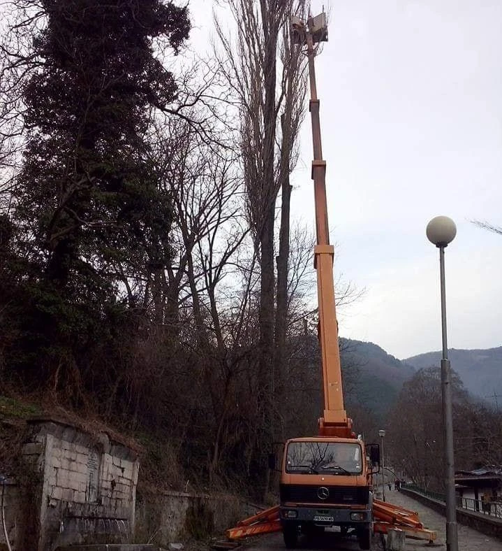     12  37  | Mobile.bg   10