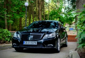 Mercedes-Benz E 500 ГАЗ* AMG* EXCLUSIVE* ОБДУХ* Памет* Дистроник* , снимка 2
