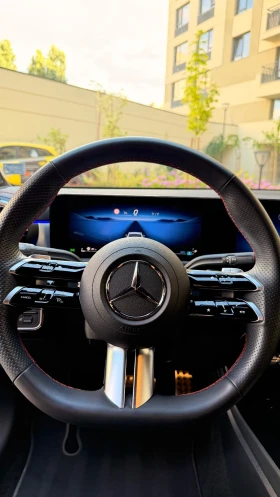 Mercedes-Benz CLA 180  AMG Line Facelift | 12.2023 | Гаранция, снимка 13