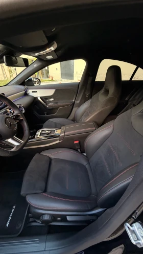 Mercedes-Benz CLA 180  AMG Line Facelift | 12.2023 | Гаранция, снимка 12