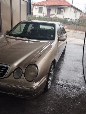 Mercedes-Benz E 220 - 2500 € / 4889.57 лв. - 18755092 13