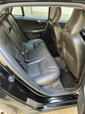 Volvo V60 D5 AWD - 9900 € / 19362.72 лв. - 63976089 9