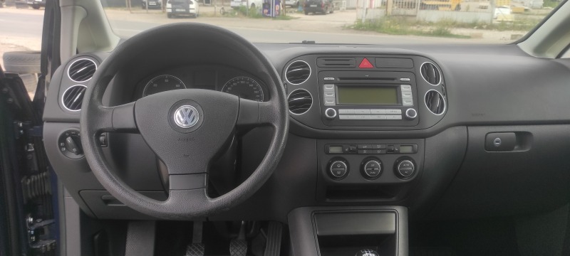 VW Golf Plus 1.9 TDI  KLIMATRONIK, снимка 15 - Автомобили и джипове - 41790912