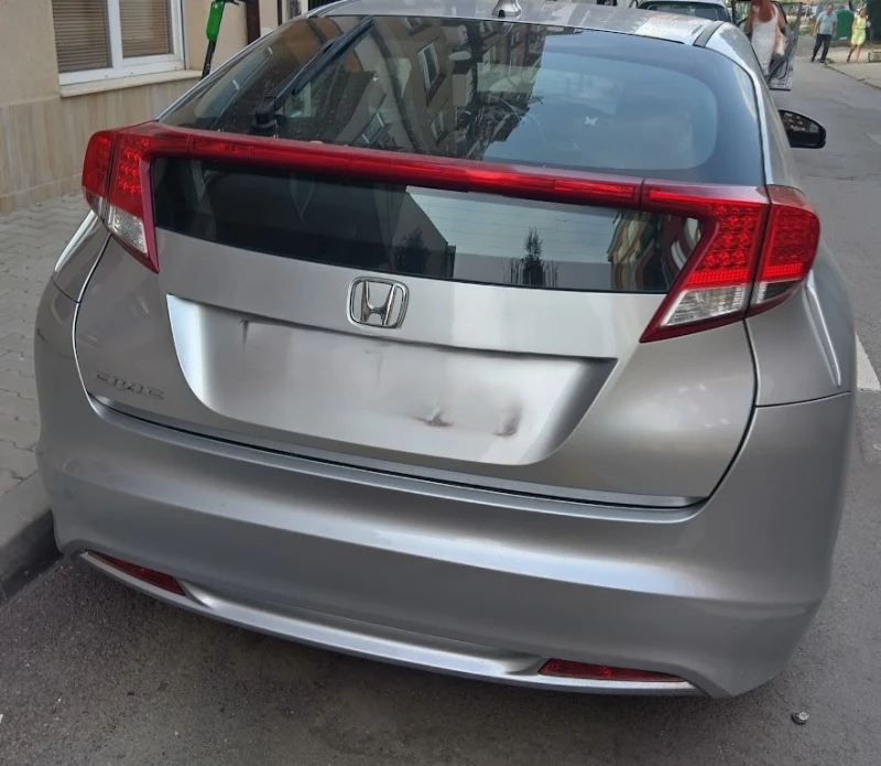 Honda Civic, снимка 6 - Автомобили и джипове - 47288611