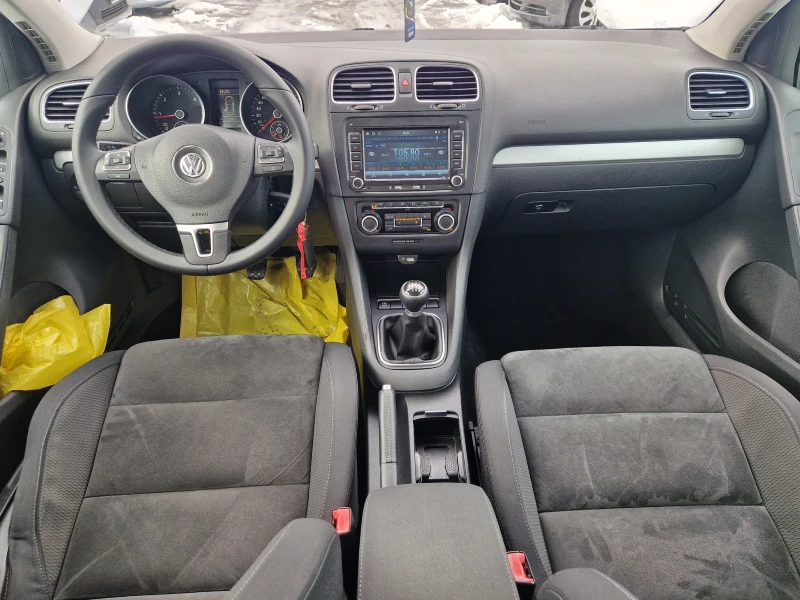 VW Golf 2.0 TDI Highline Навигация!, снимка 12 - Автомобили и джипове - 48665215