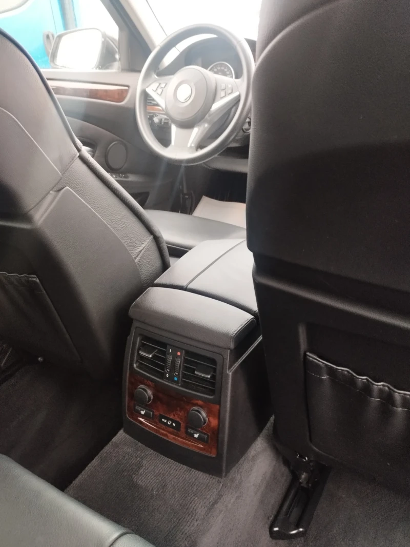 BMW 530 530xd full extri, снимка 17 - Автомобили и джипове - 49111576