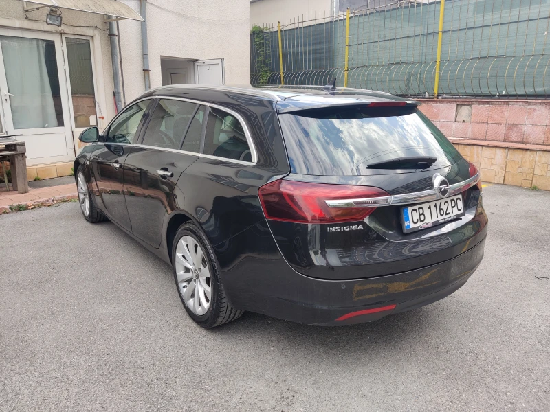 Opel Insignia 2.0CDTI, Sports Tourer, Digital cocpit, Distronic, снимка 5 - Автомобили и джипове - 49534256