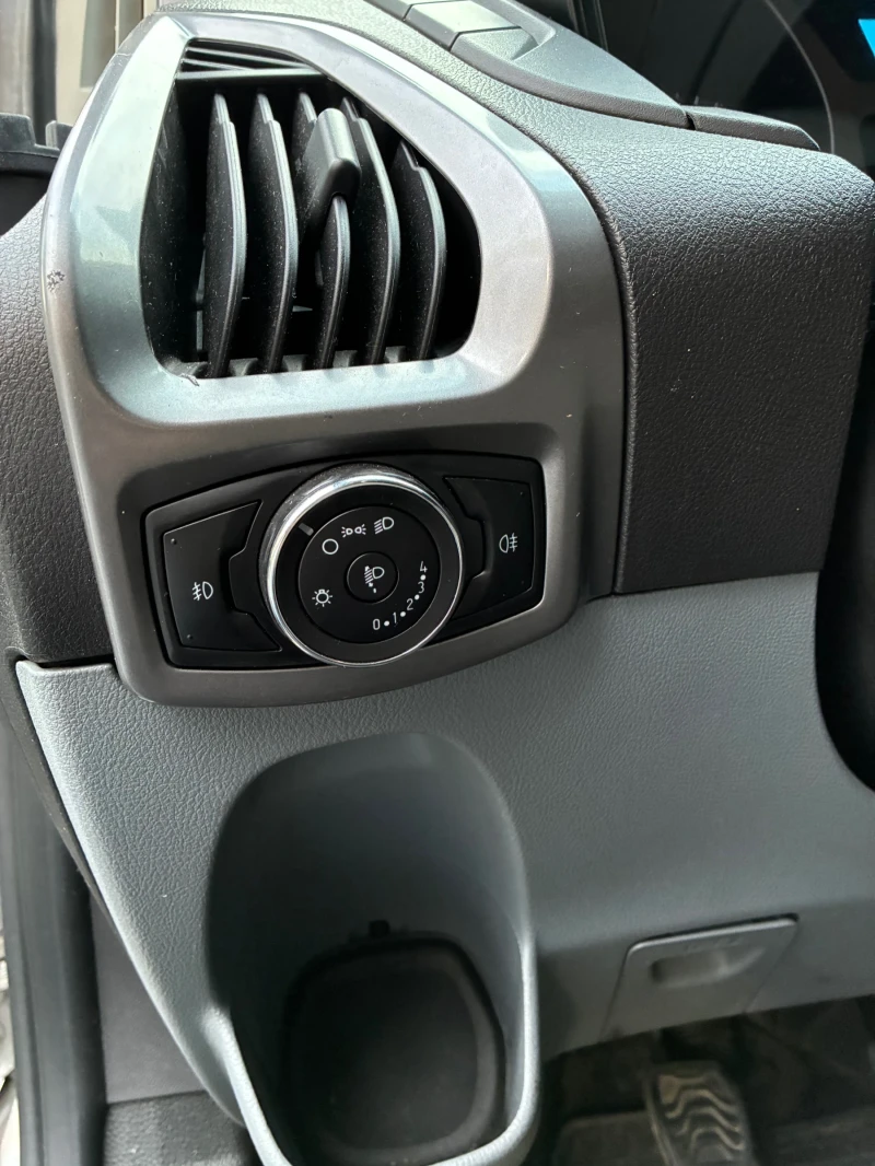 Ford Transit Custom, снимка 10 - Автомобили и джипове - 52505589