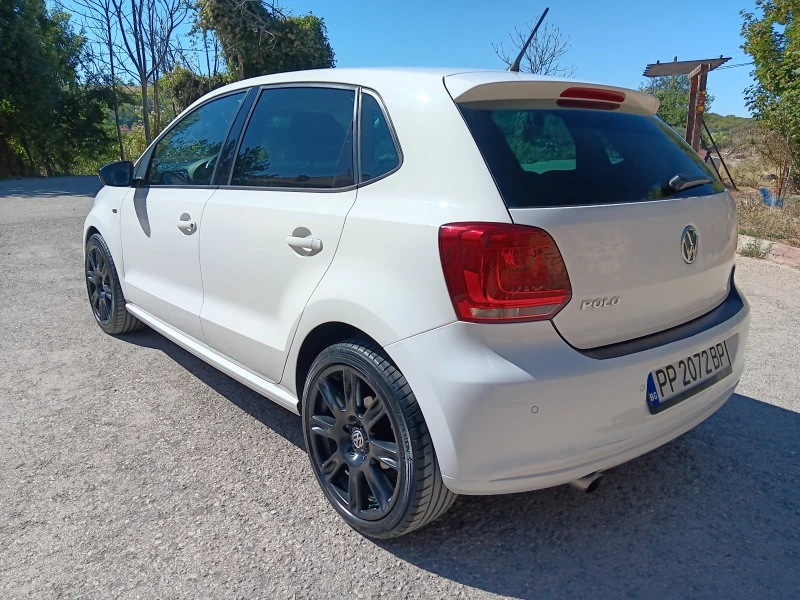 VW Polo 1.6 TDI, снимка 3 - Автомобили и джипове - 51794563