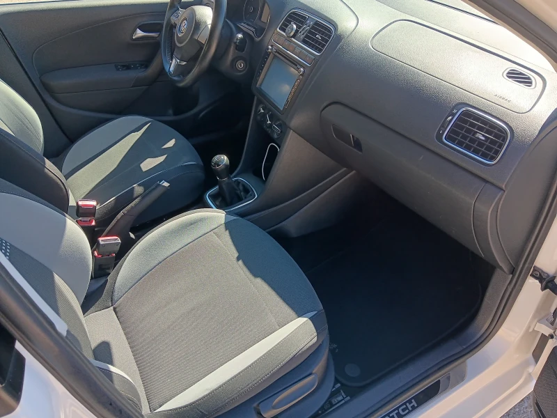 VW Polo 1.6 TDI, снимка 10 - Автомобили и джипове - 51794563