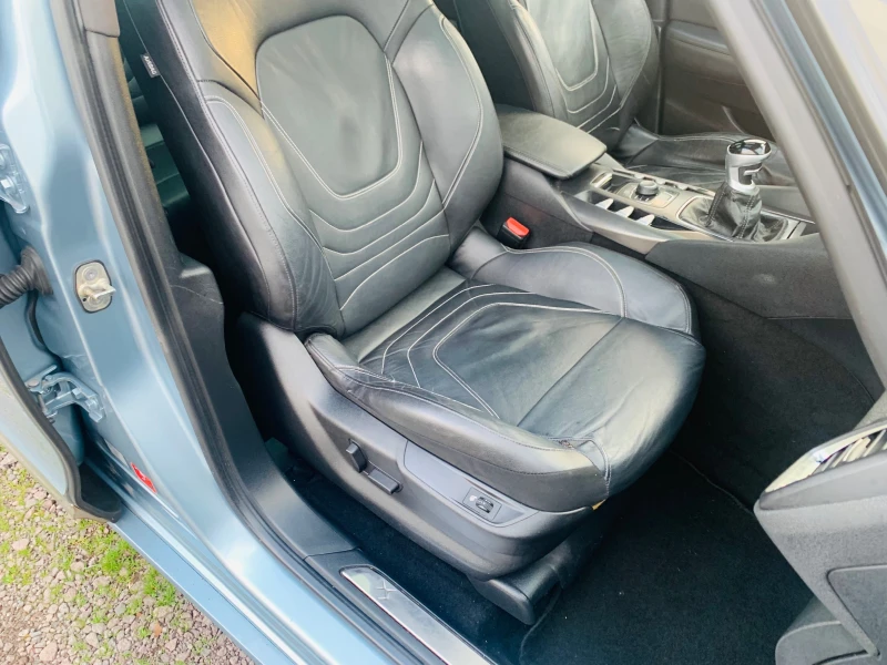 Citroen DS5 2.0hdi НОВА!!!!!, снимка 16 - Автомобили и джипове - 52498327