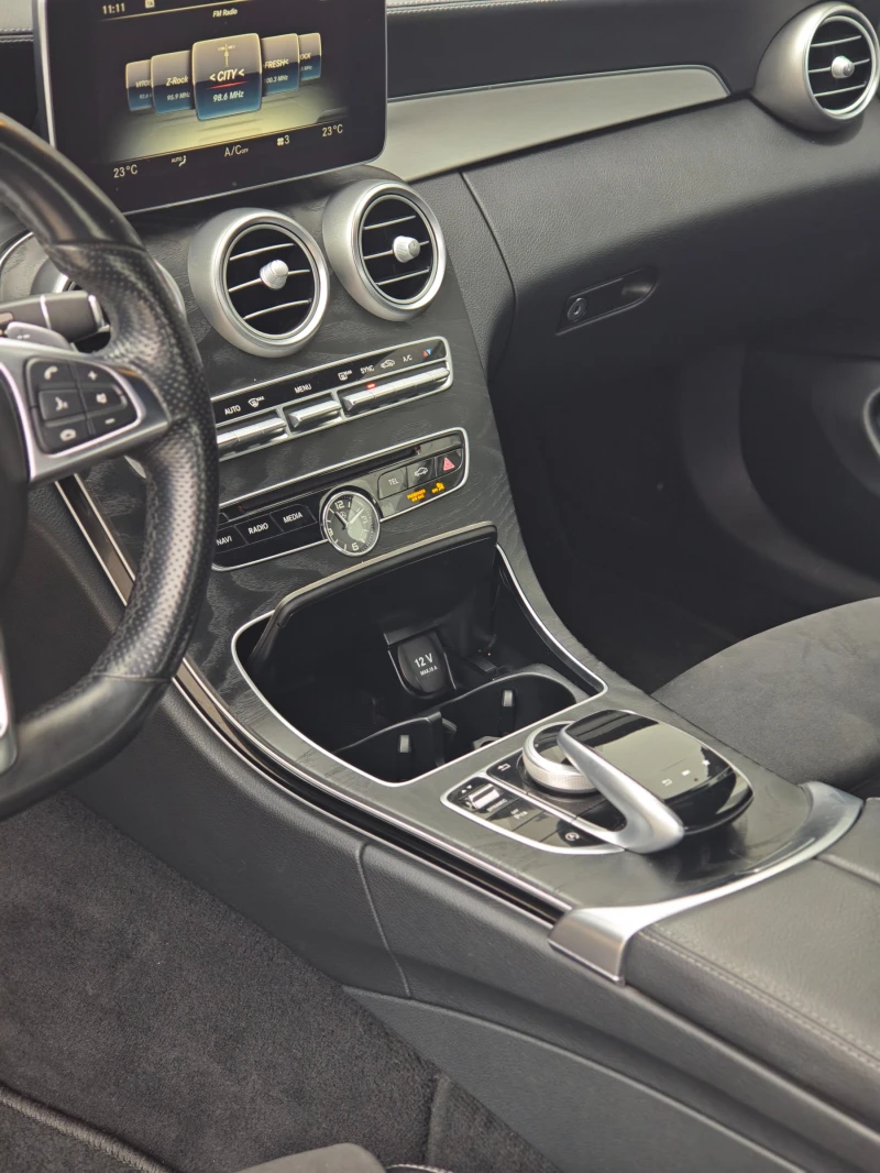 Mercedes-Benz C 200 AMGLine/Coupe, снимка 11 - Автомобили и джипове - 53307653