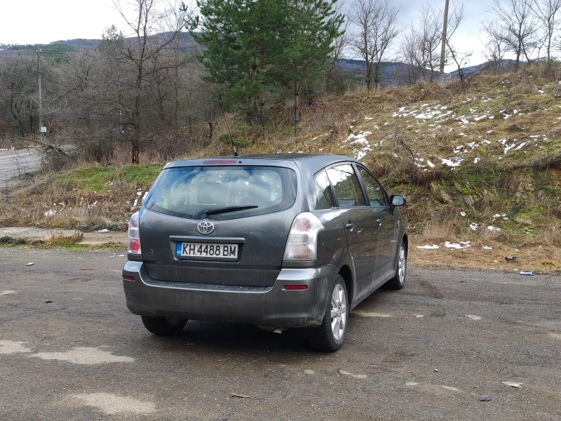 Toyota Corolla verso, снимка 10 - Автомобили и джипове - 53355418