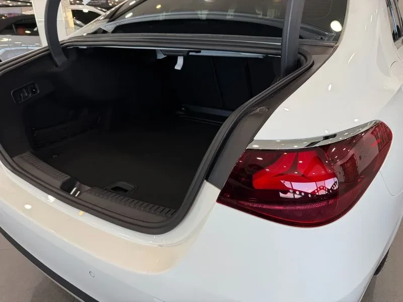 Mercedes-Benz E 450 4MATIC EXCLUSIVE, снимка 10 - Автомобили и джипове - 54966655