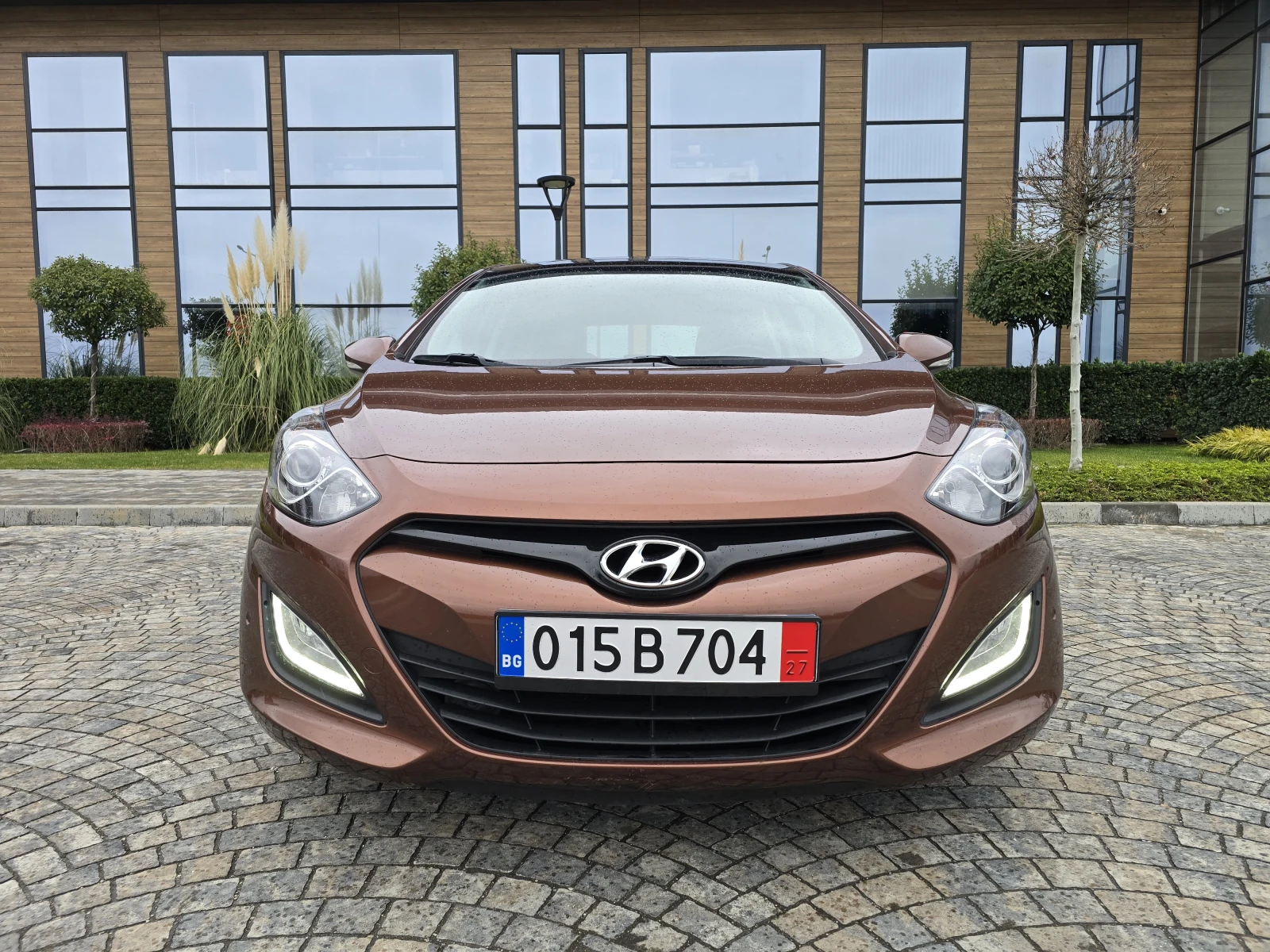 Hyundai I30 1.6 D Premium-NAVI-KAMERA - изображение 2