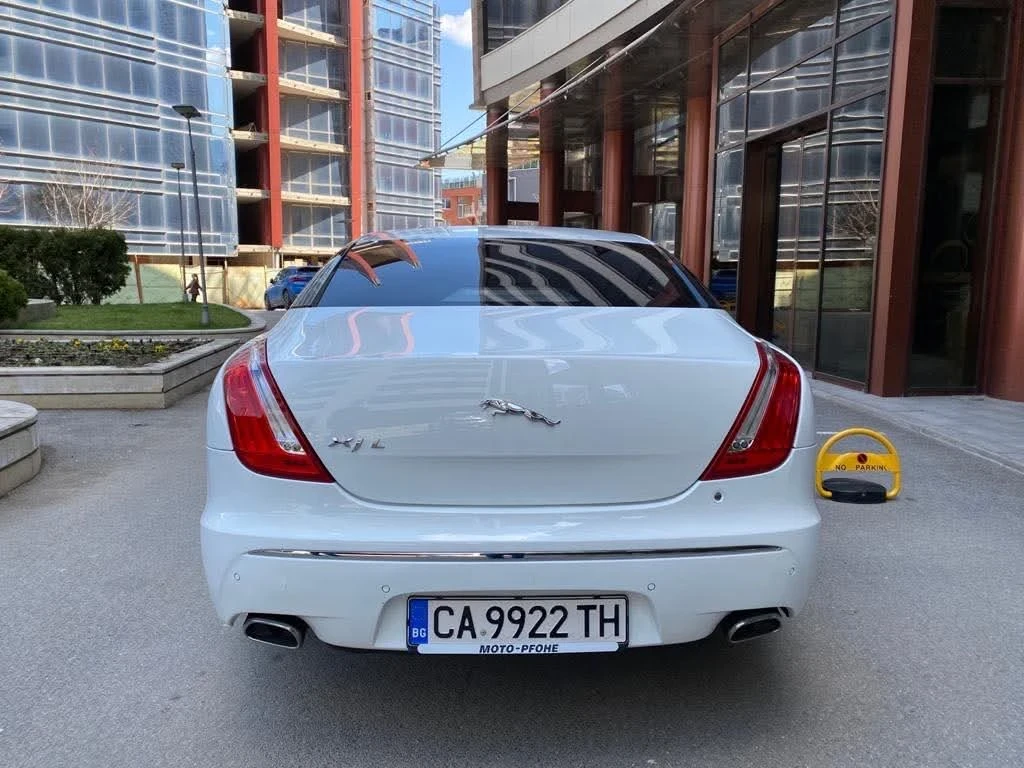 Jaguar Xj Дълга база лимузина XJL  - изображение 3