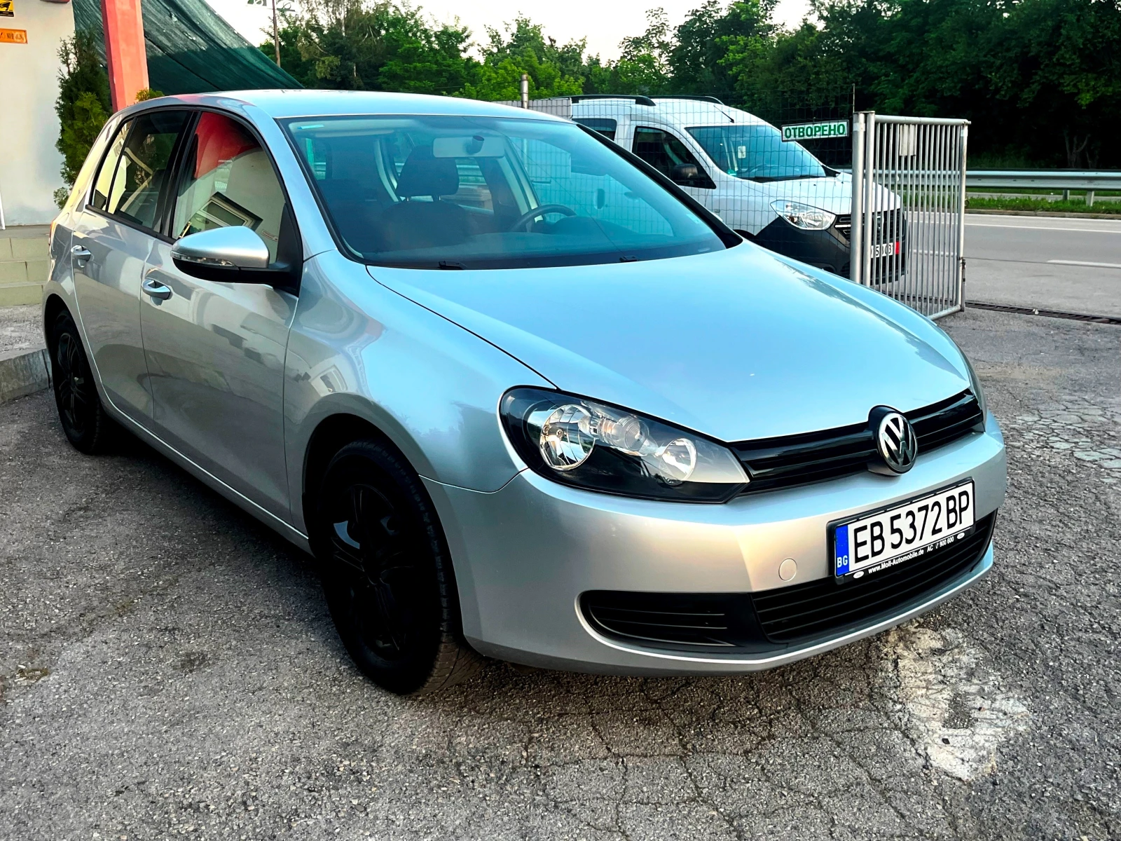 VW Golf 1.6I ЧАСТНА ОБЯВА! - изображение 7