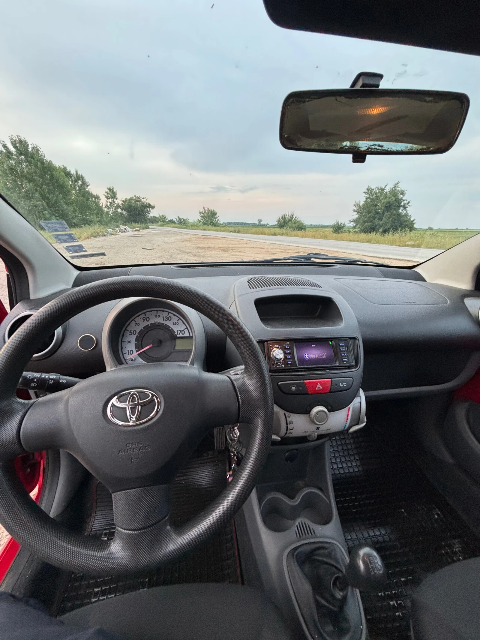 Toyota Aygo Toyota aygo 1.0 климатик/bluethooth - изображение 8