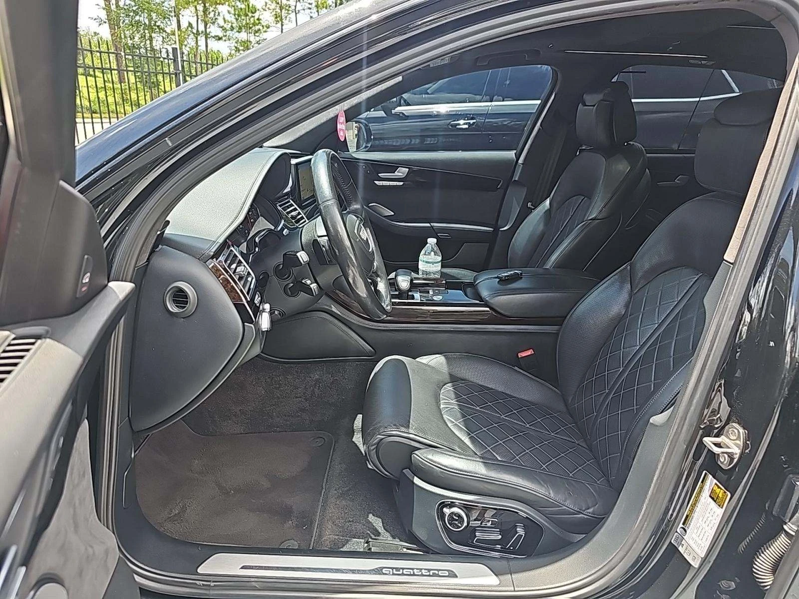 Audi A8 L 4.0T Sport* CARFAX* ОПЦИЯ ЗА ФИНАНСИРАНЕ*  - изображение 5