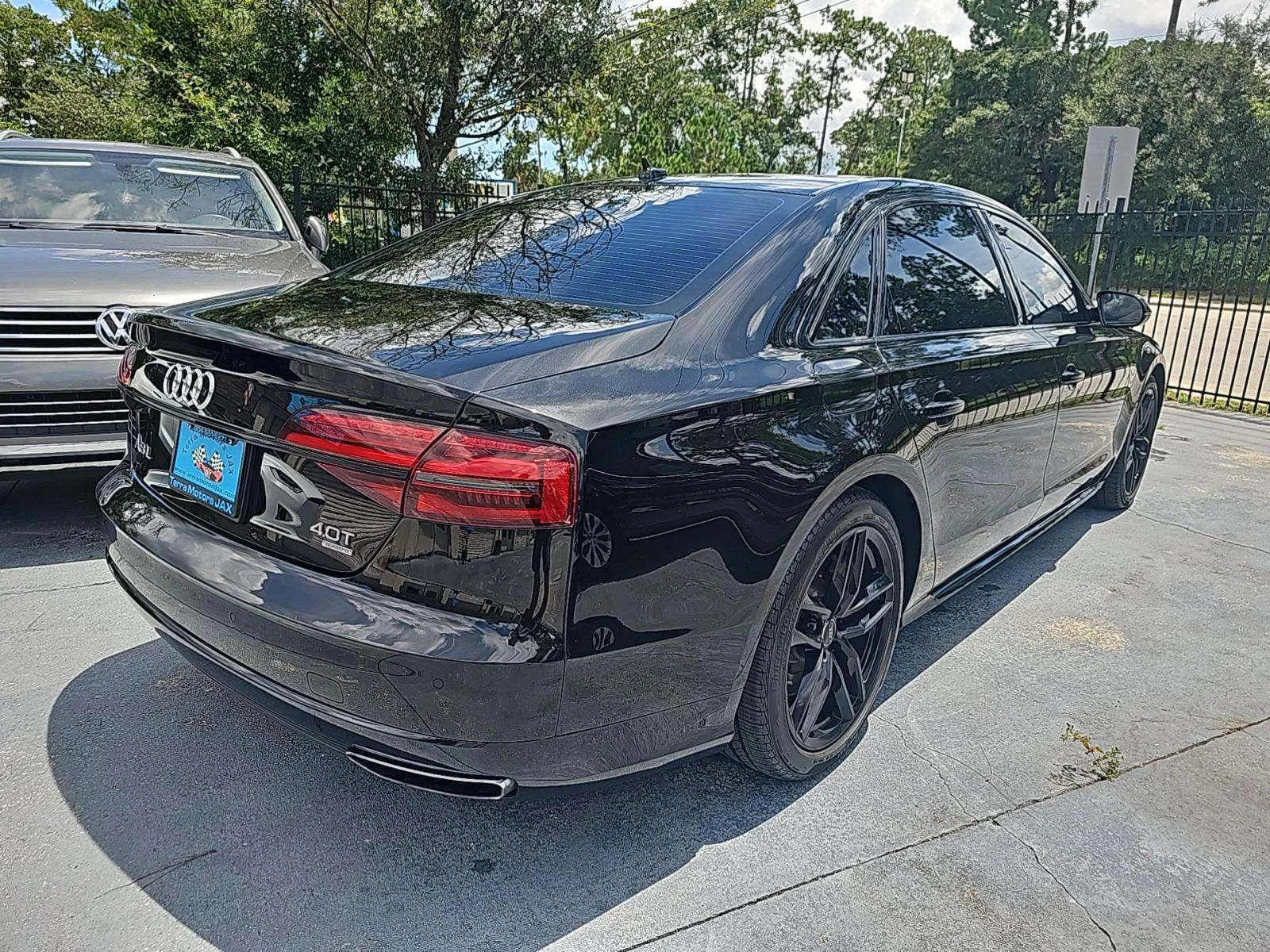 Audi A8 L 4.0T Sport* CARFAX* ОПЦИЯ ЗА ФИНАНСИРАНЕ*  - изображение 4