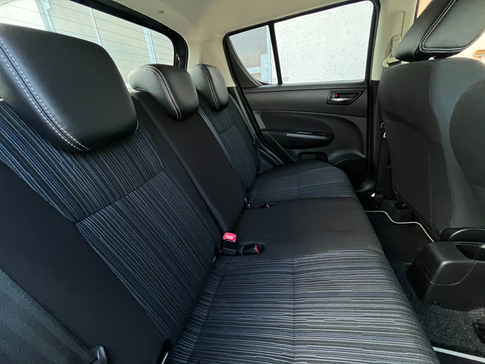 Suzuki Swift 1.2i Sergio Cellano - AВТОМАТИК - изображение 10
