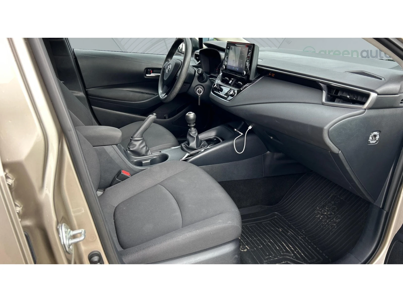 Toyota Corolla 1.5i M/T, ������� ������ �� 227   | Mobile.bg � ����������� 9