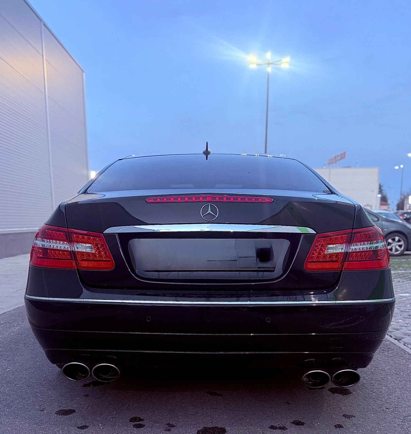 Mercedes-Benz E 250, снимка 5 - Автомобили и джипове - 53894375