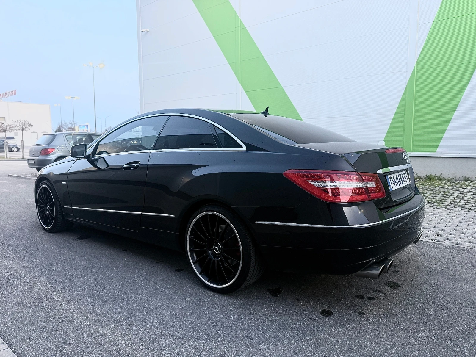 Mercedes-Benz E 250, снимка 4 - Автомобили и джипове - 53894375