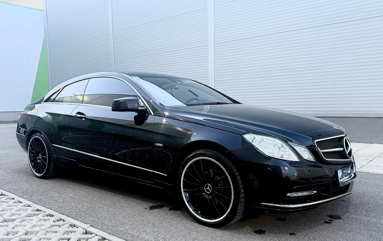 Mercedes-Benz E 250, снимка 8 - Автомобили и джипове - 53894375