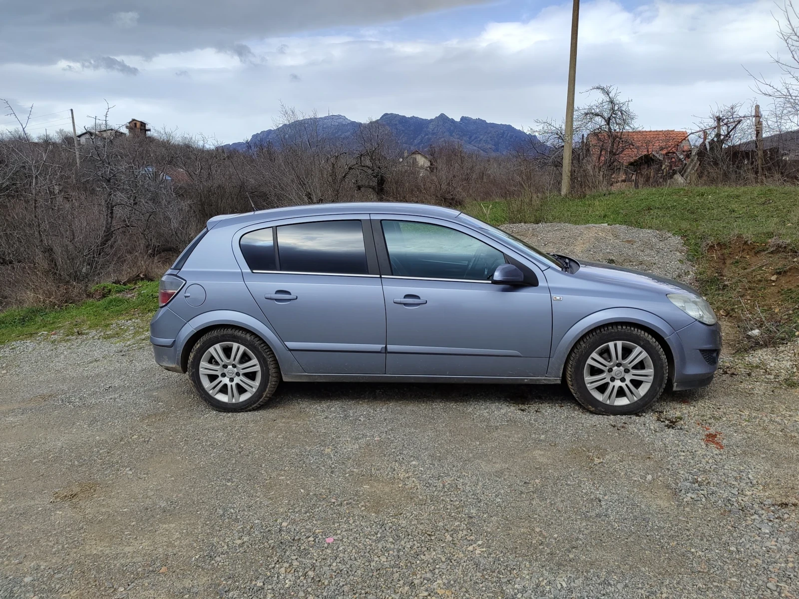 Opel Astra, снимка 4 - Автомобили и джипове - 54385770