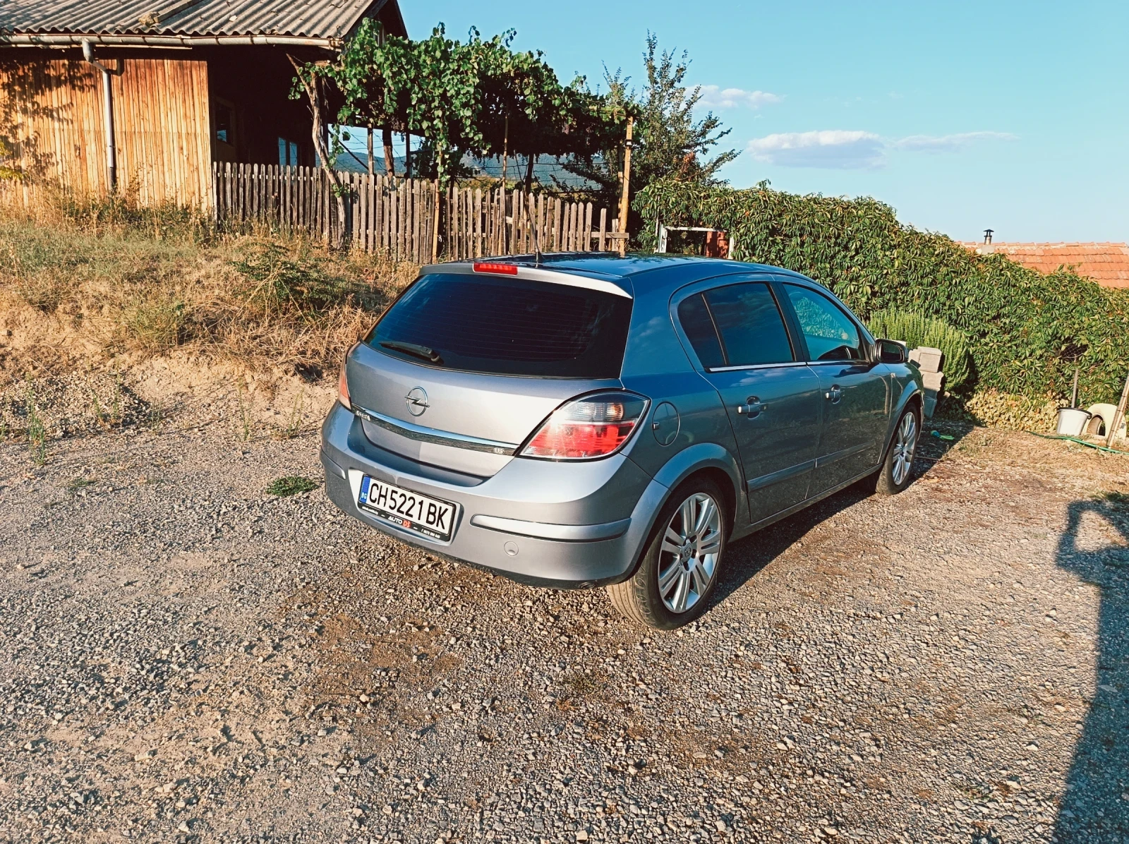 Opel Astra, снимка 4 - Автомобили и джипове - 54385770