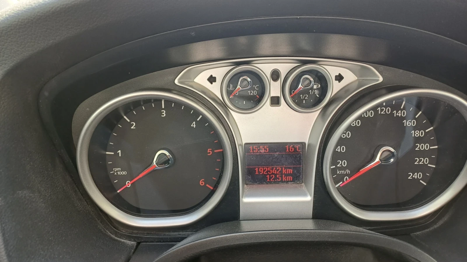 Ford Focus, снимка 8 - Автомобили и джипове - 54395649
