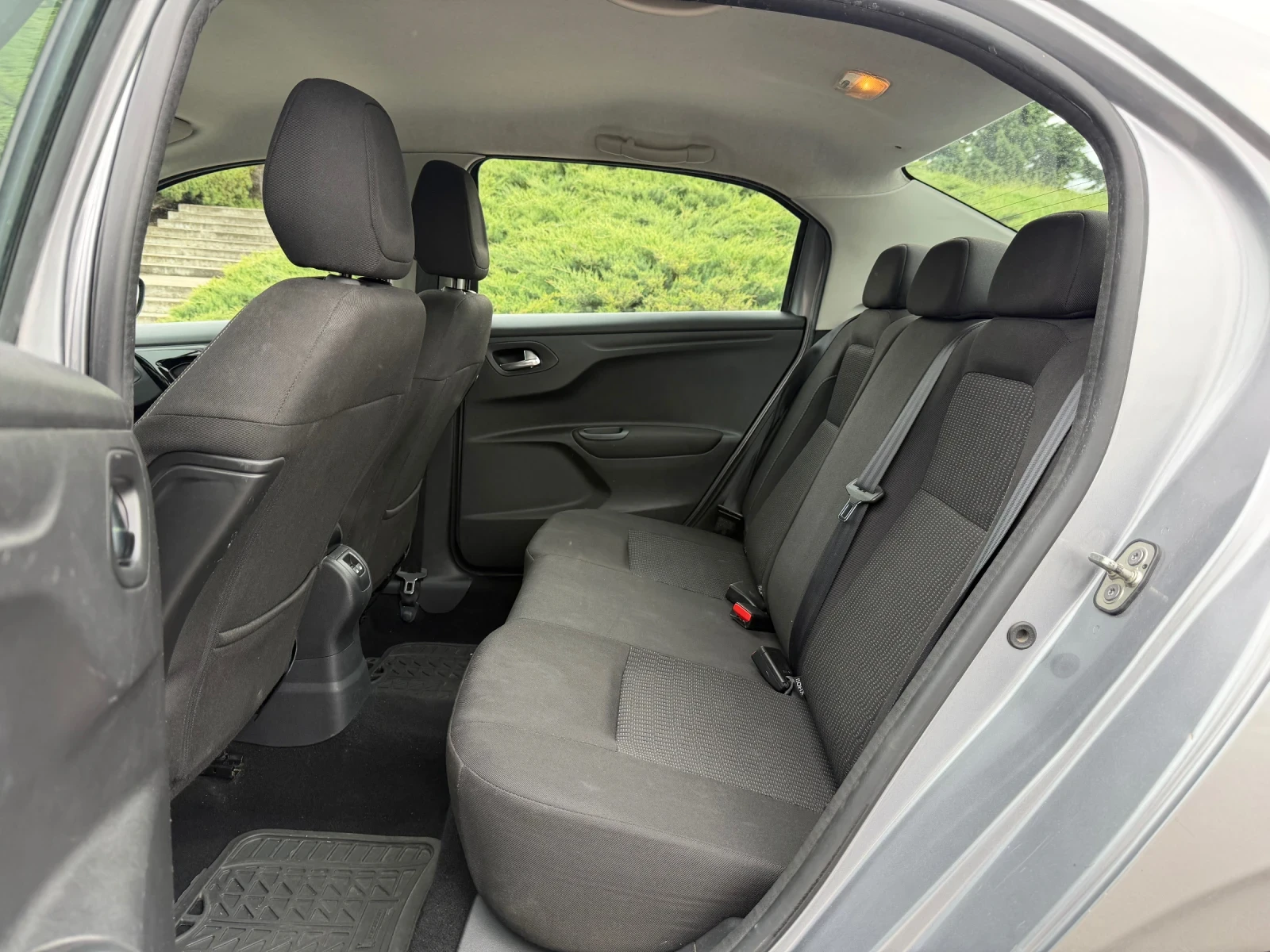 Peugeot 301 1.6hdi 139k.km 2018g BG, снимка 10 - Автомобили и джипове - 54489823