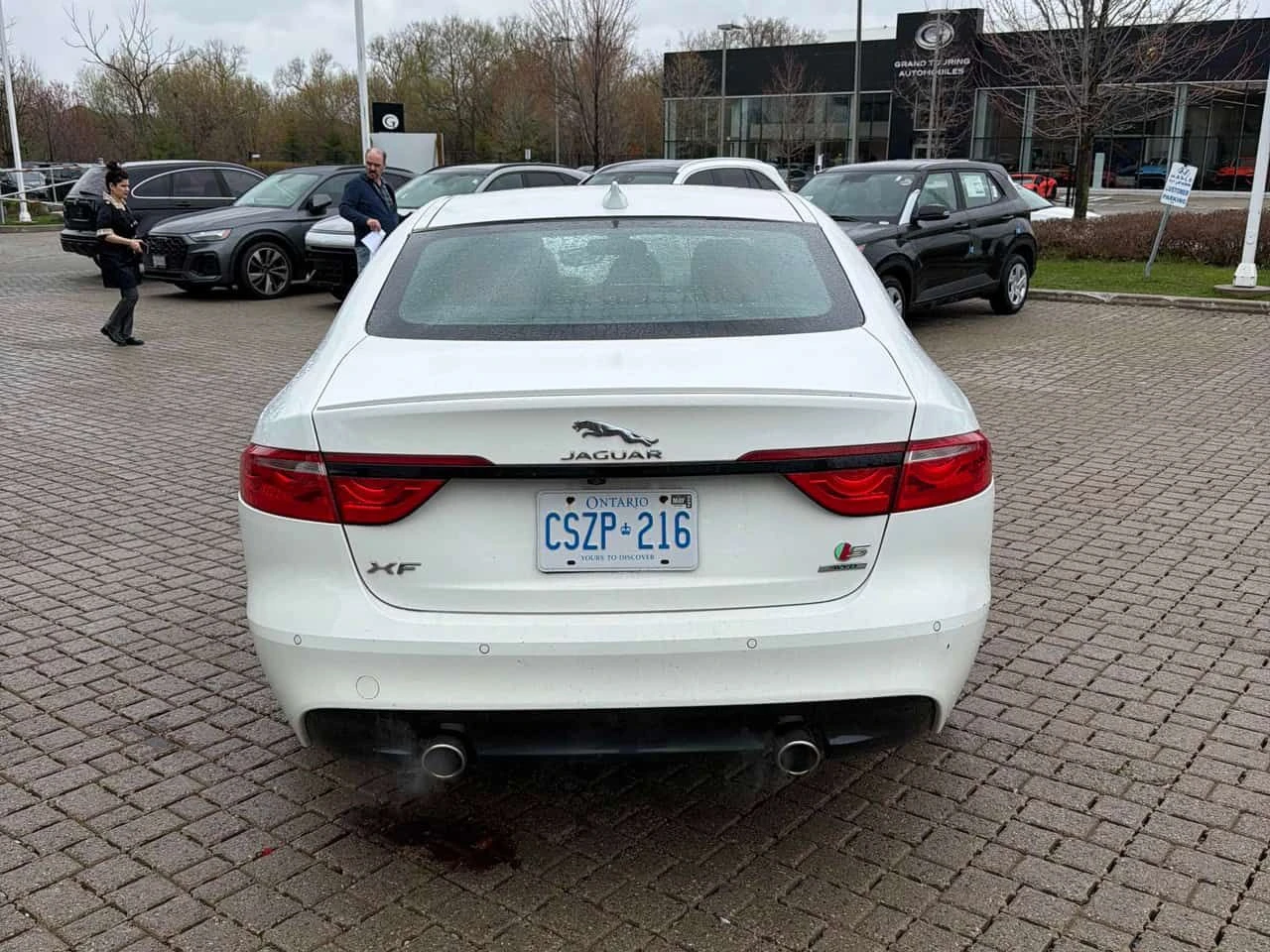 Jaguar Xf * S * CARFAX * АВТОКРЕДИТ * KEYLESS * ПАНОРАМА, снимка 4 - Автомобили и джипове - 54545598