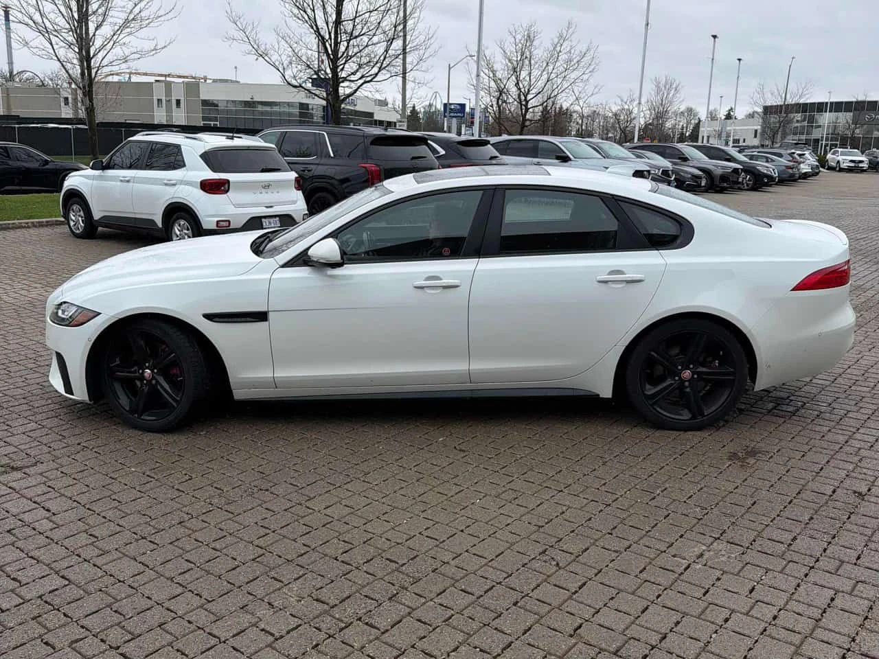 Jaguar Xf * S * CARFAX * АВТОКРЕДИТ * KEYLESS * ПАНОРАМА, снимка 2 - Автомобили и джипове - 54545598