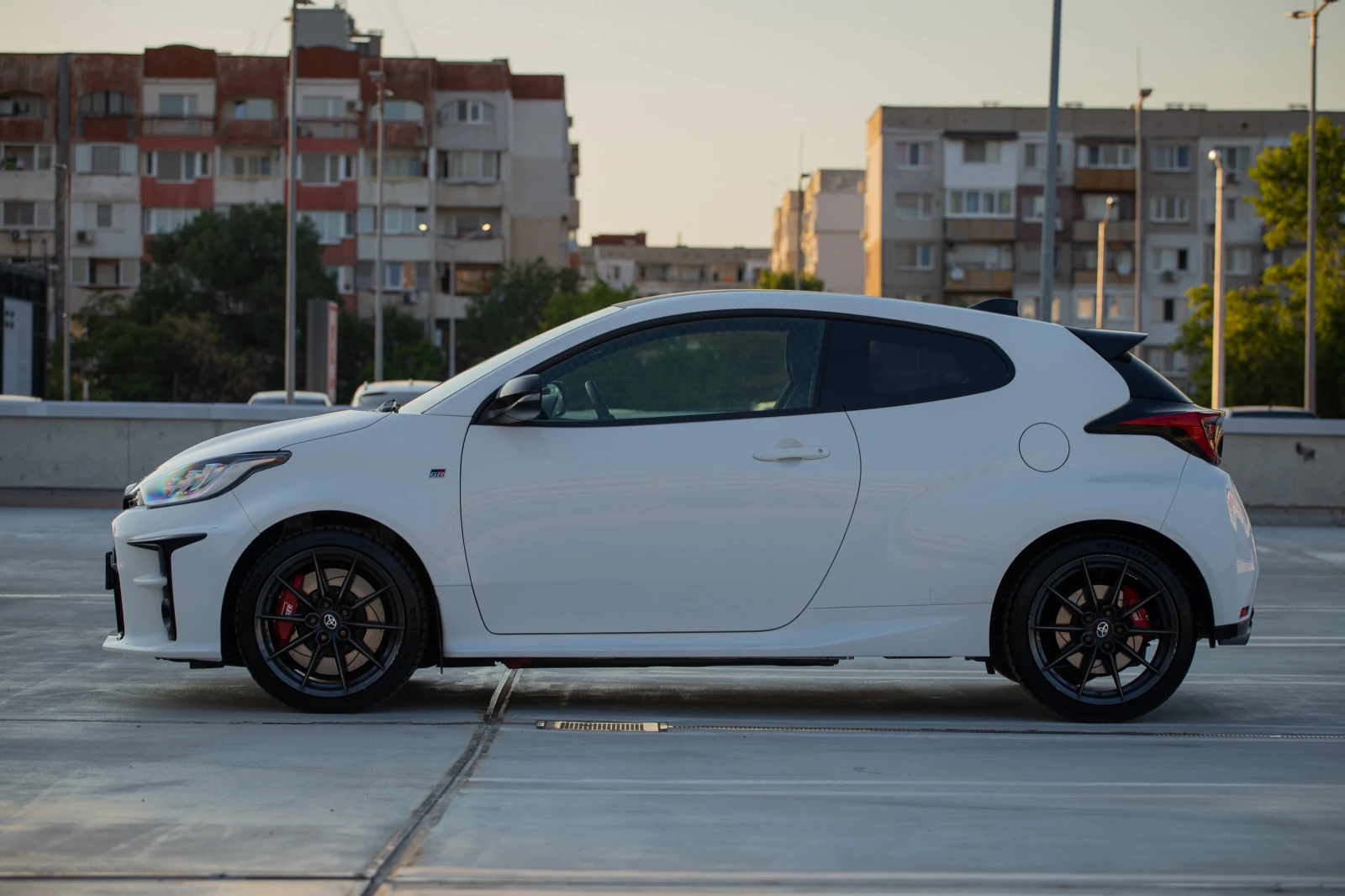 Toyota Yaris GR - Circuit Pack, снимка 5 - Автомобили и джипове - 54684059