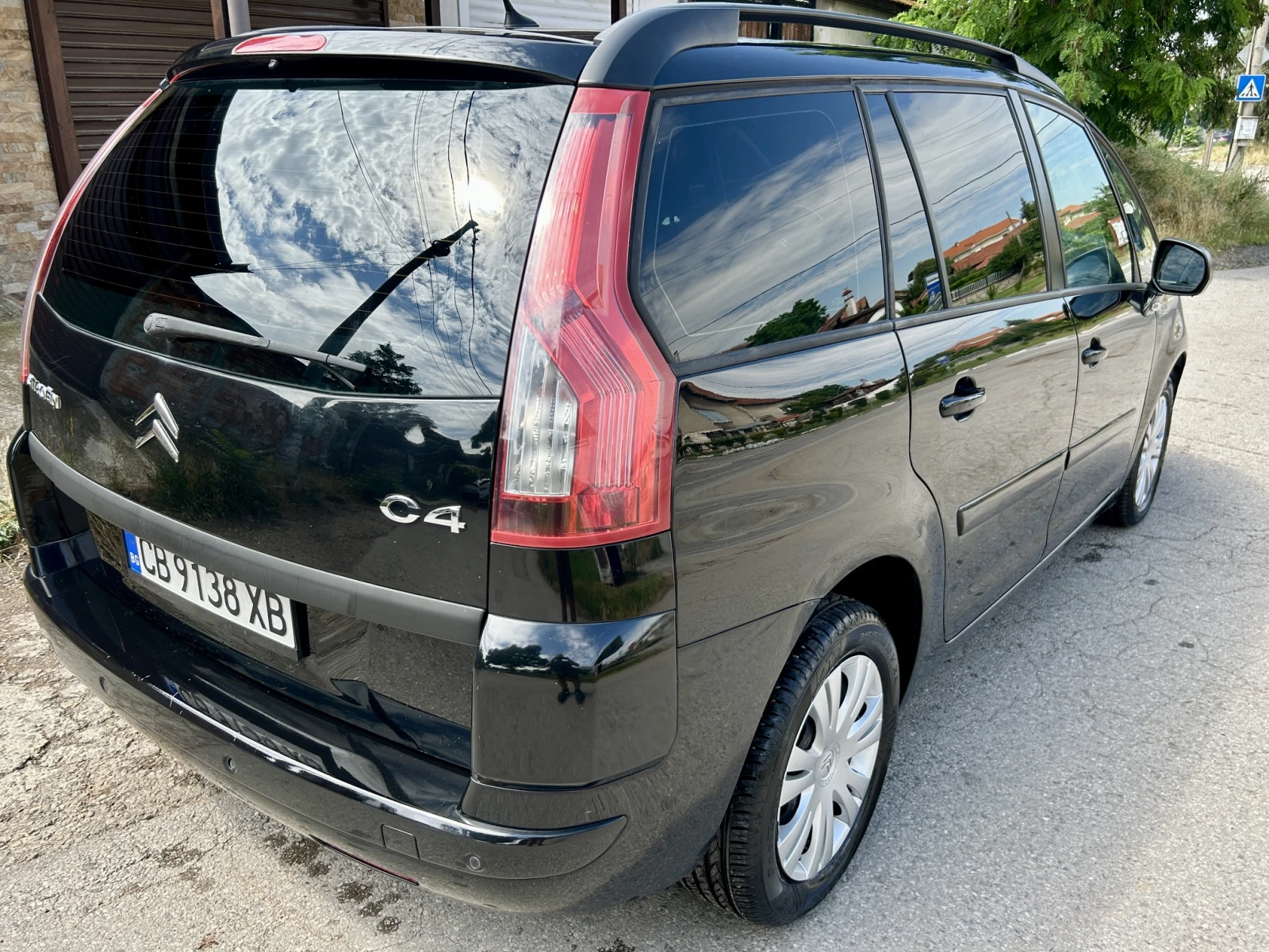 Citroen Grand C4 Picasso 1.6-Бензин/7места, снимка 4 - Автомобили и джипове - 55297267