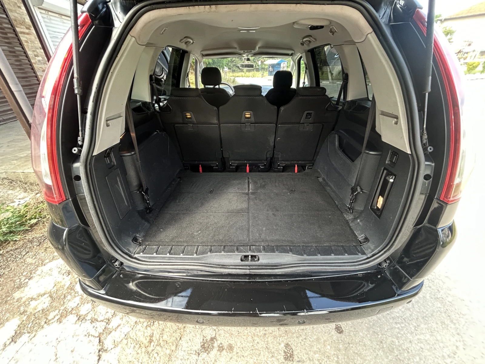 Citroen Grand C4 Picasso 1.6-Бензин/7места, снимка 16 - Автомобили и джипове - 55297267
