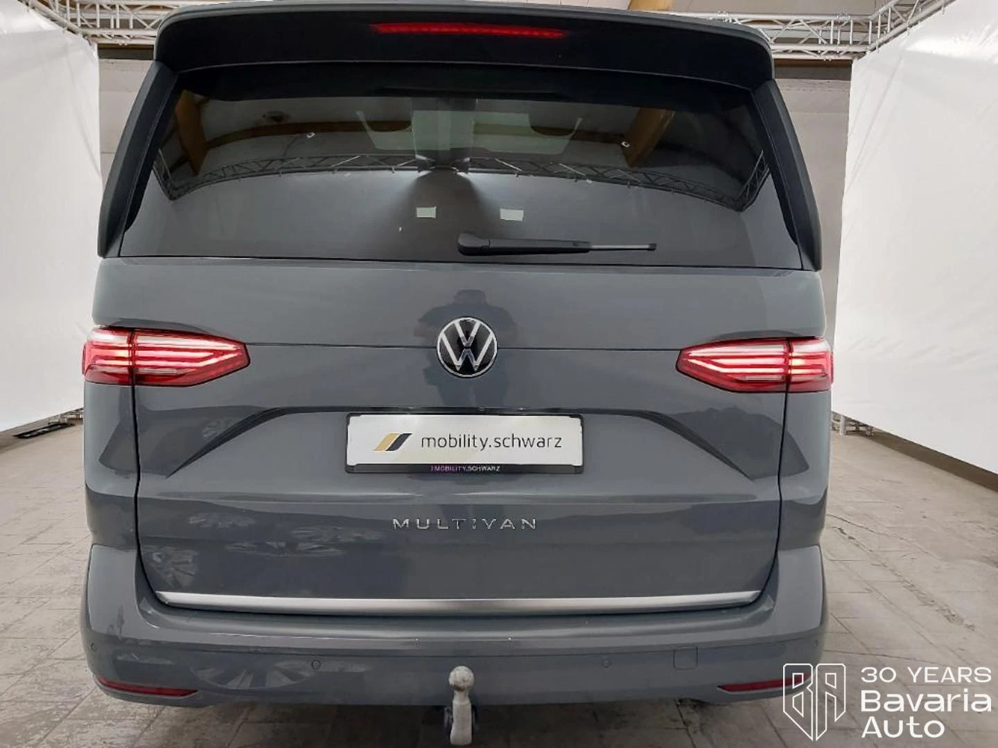 VW Multivan Style lang DSG Easy Open Basic, снимка 3 - Автомобили и джипове - 55317945