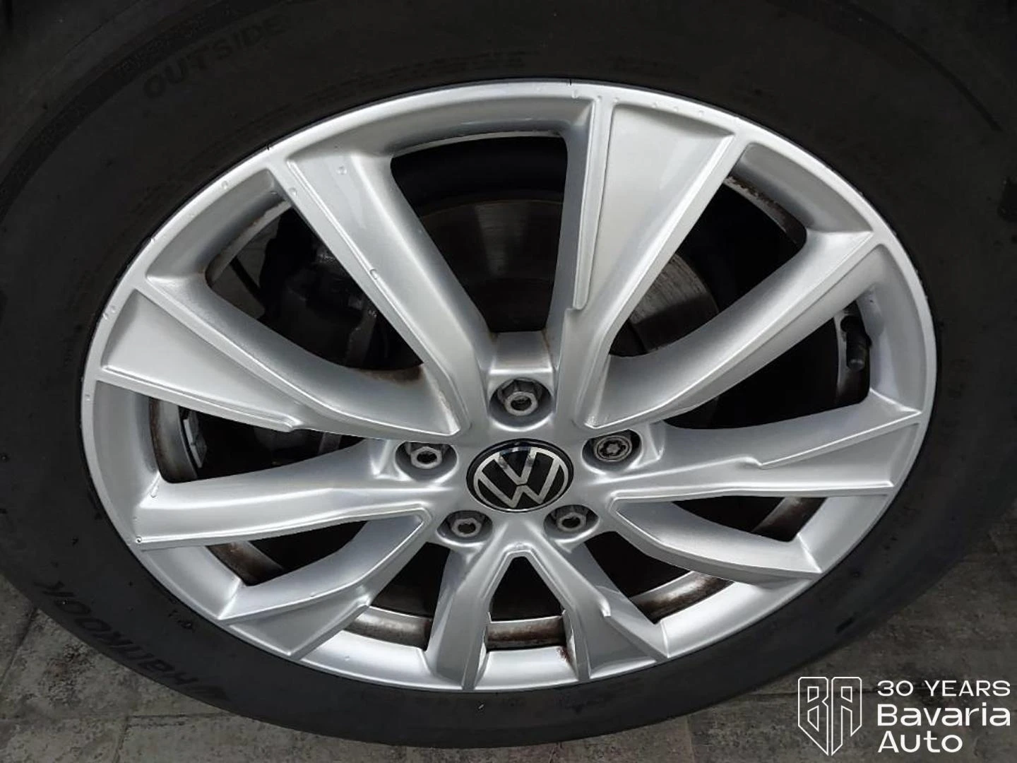 VW Multivan Style lang DSG Easy Open Basic, снимка 16 - Автомобили и джипове - 55317945