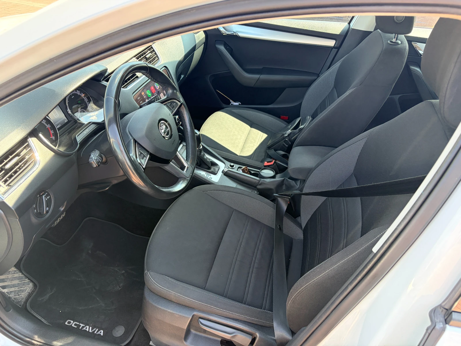 Skoda Octavia, снимка 5 - Автомобили и джипове - 55374373