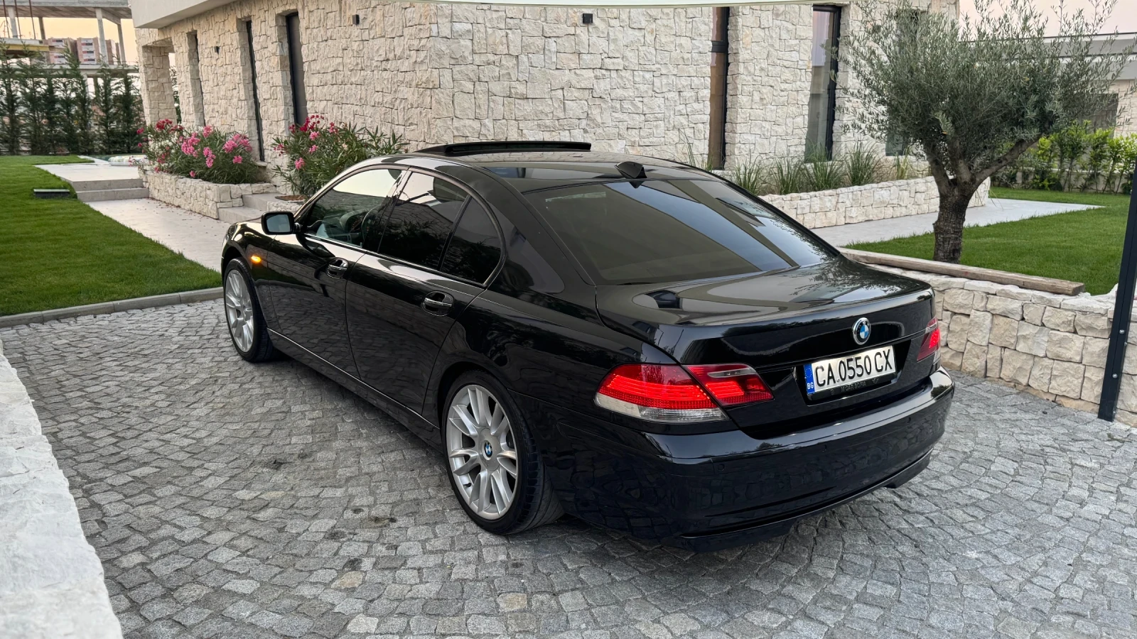 BMW 730 Keyless, Вакум, Без кл, палене, Печка, снимка 2 - Автомобили и джипове - 55479923