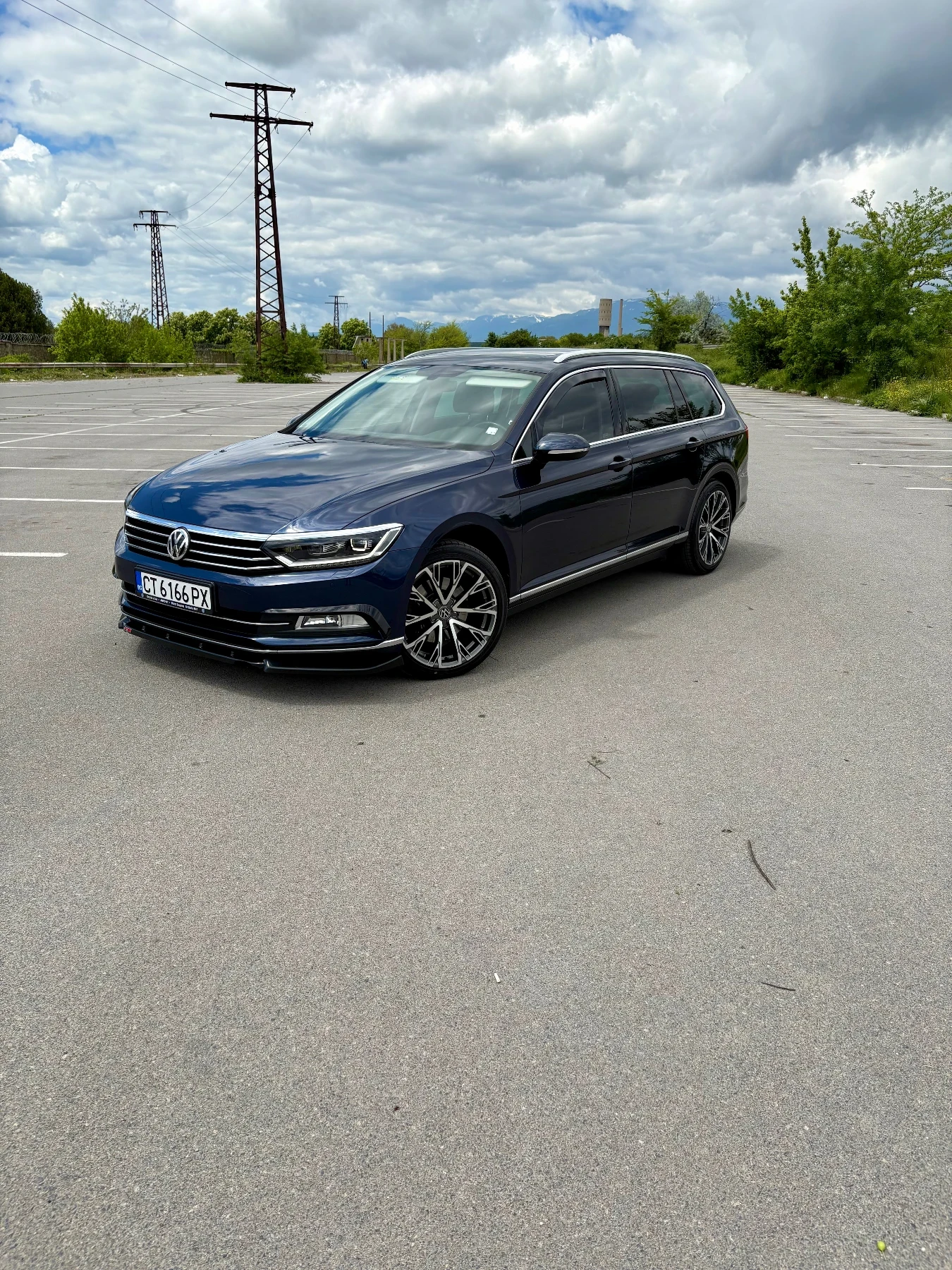 VW Passat Всички екстри, full led, перфектна 