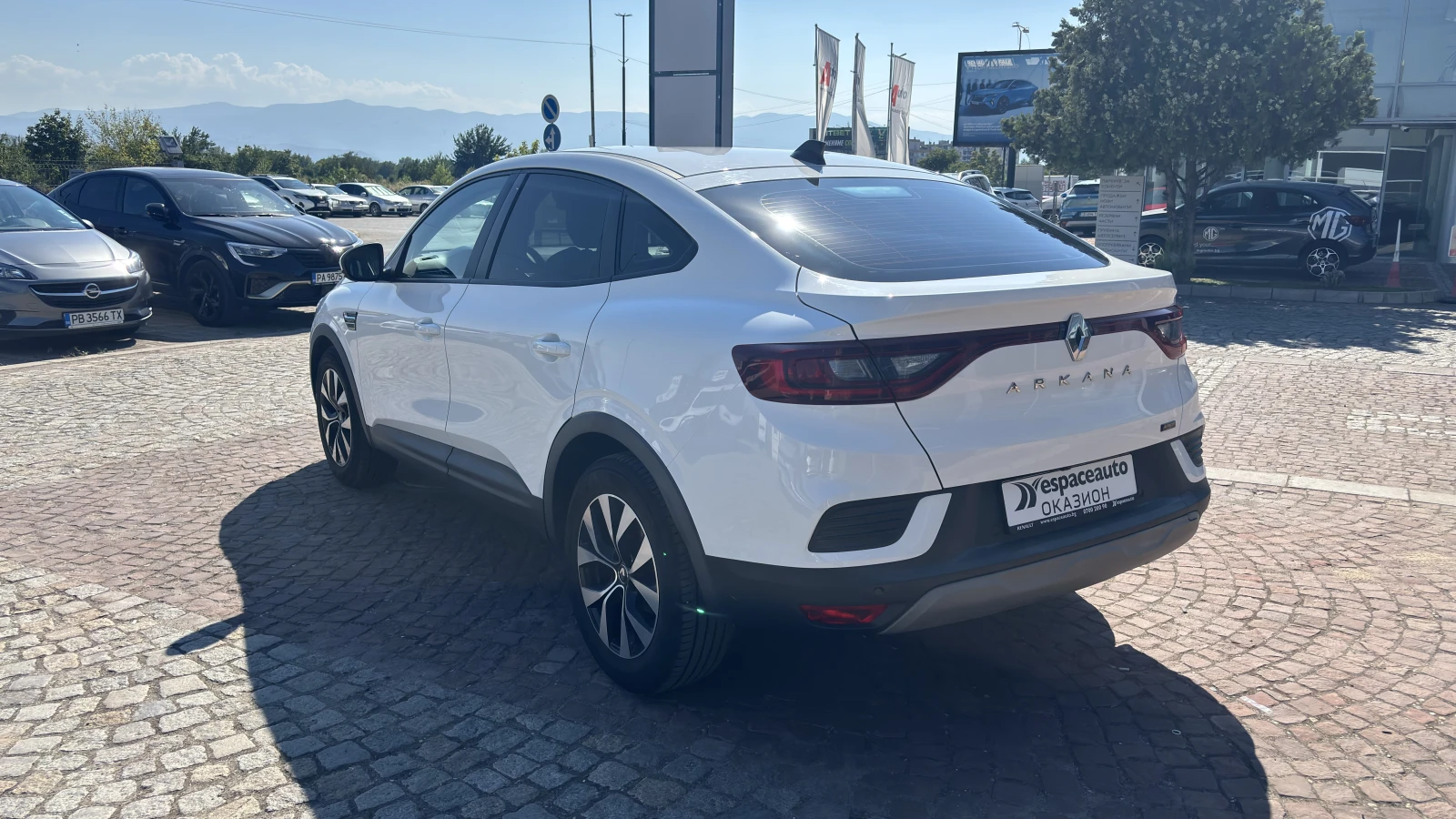 Renault Arkana E-Tech full hybrid 145к.с., снимка 4 - Автомобили и джипове - 55836784