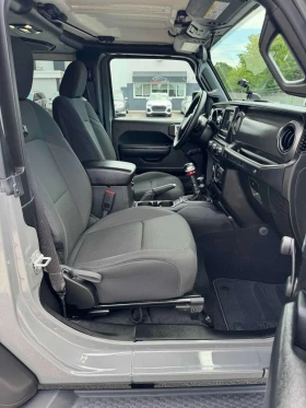 Jeep Wrangler * Sport * CARFAX * ЦЕНА ДО БГ, снимка 11