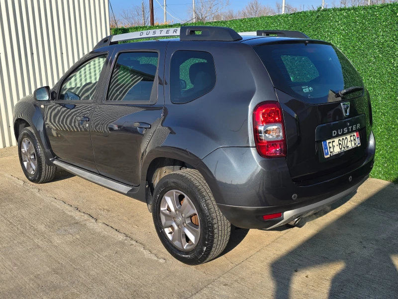 Dacia Duster 48000km.* КАМЕРА * НАВИГАЦИЯ * EU6, снимка 3 - Автомобили и джипове - 49029049