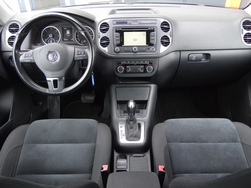VW Tiguan 2.0tdi-140k.c. /4-Motion/Auto-DSG/Navi/Euro-5B/, снимка 9 - Автомобили и джипове - 49762571