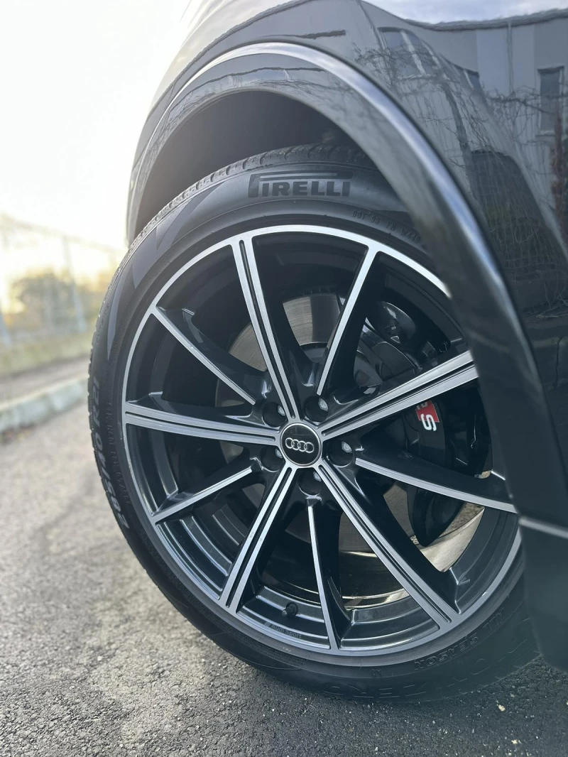 Audi SQ7 22+ 21inch* Carbon* B&O* Vent* 360* Pano* Matrix, снимка 14 - Автомобили и джипове - 51010719