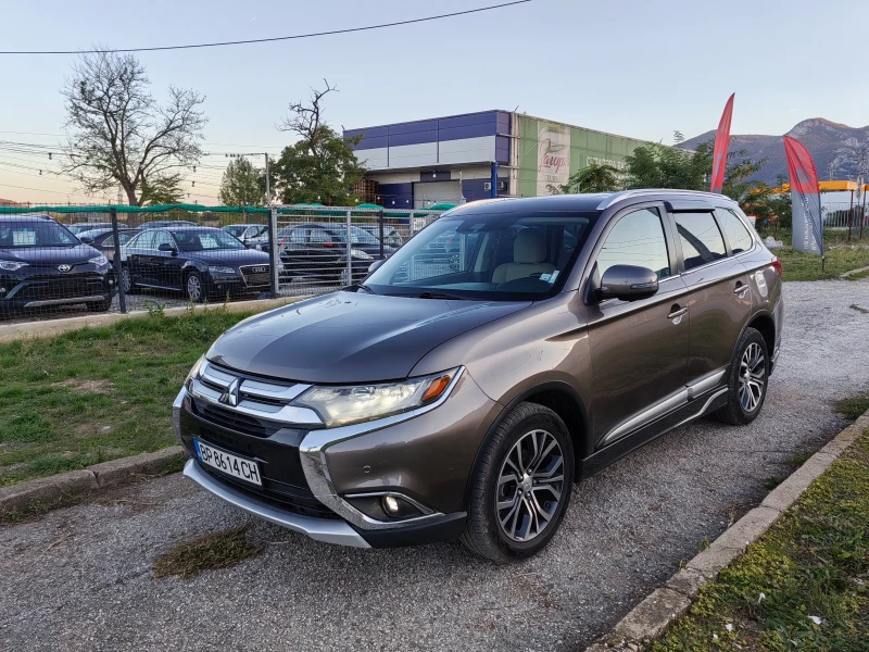 Mitsubishi Outlander 3.0i GT 227ps